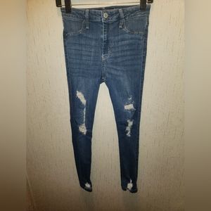 Hollister 5 Short High Rise Jeans Distressed